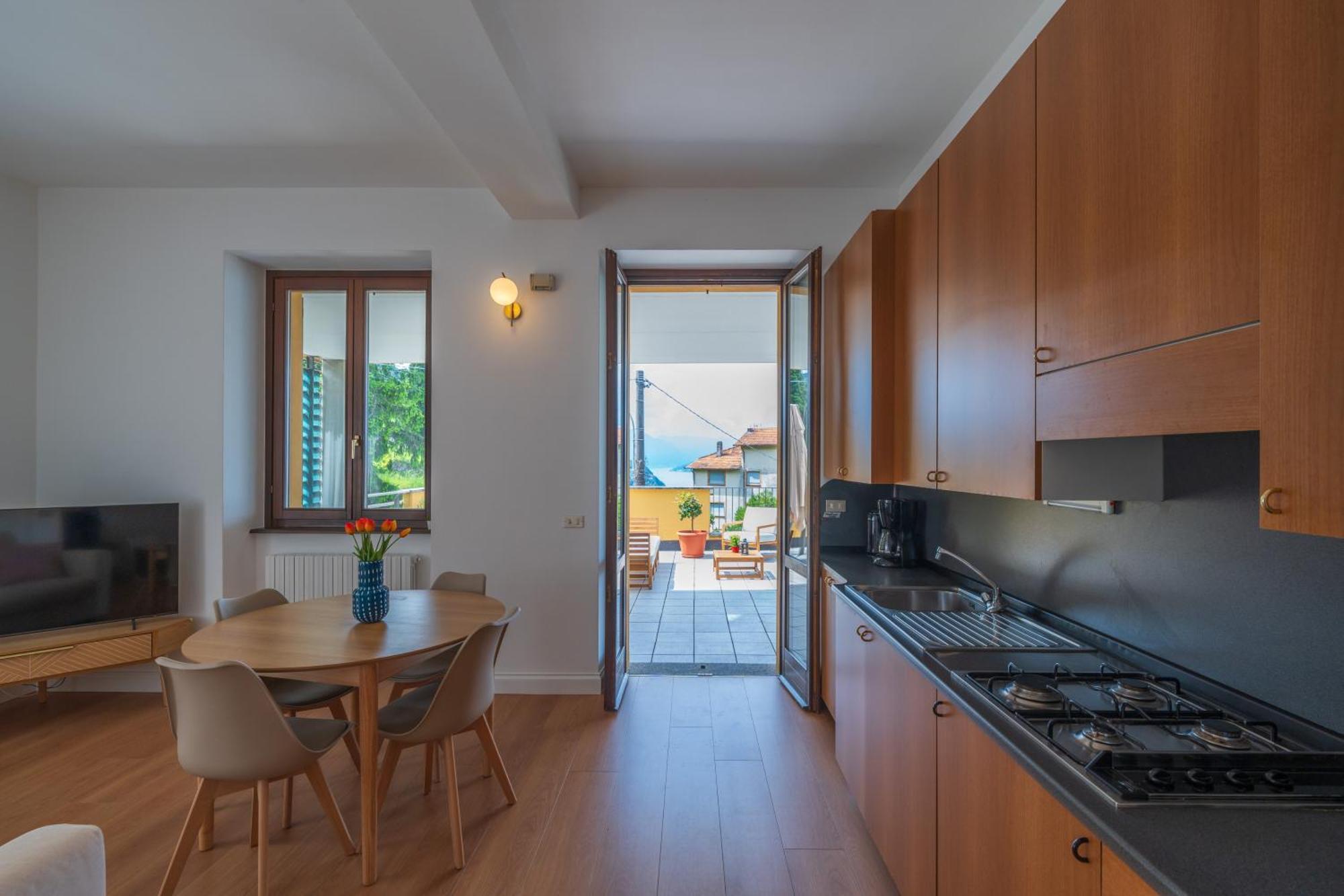 Stunning Apartment- Terrace And Swimming Pool بيلانو المظهر الخارجي الصورة
